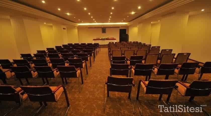 Dafne Hotel